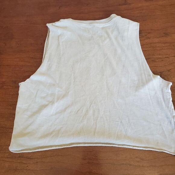 FREE with Purchase Bar Limited Sleeveless Crop Top Size Small - Picture 3 of 5
